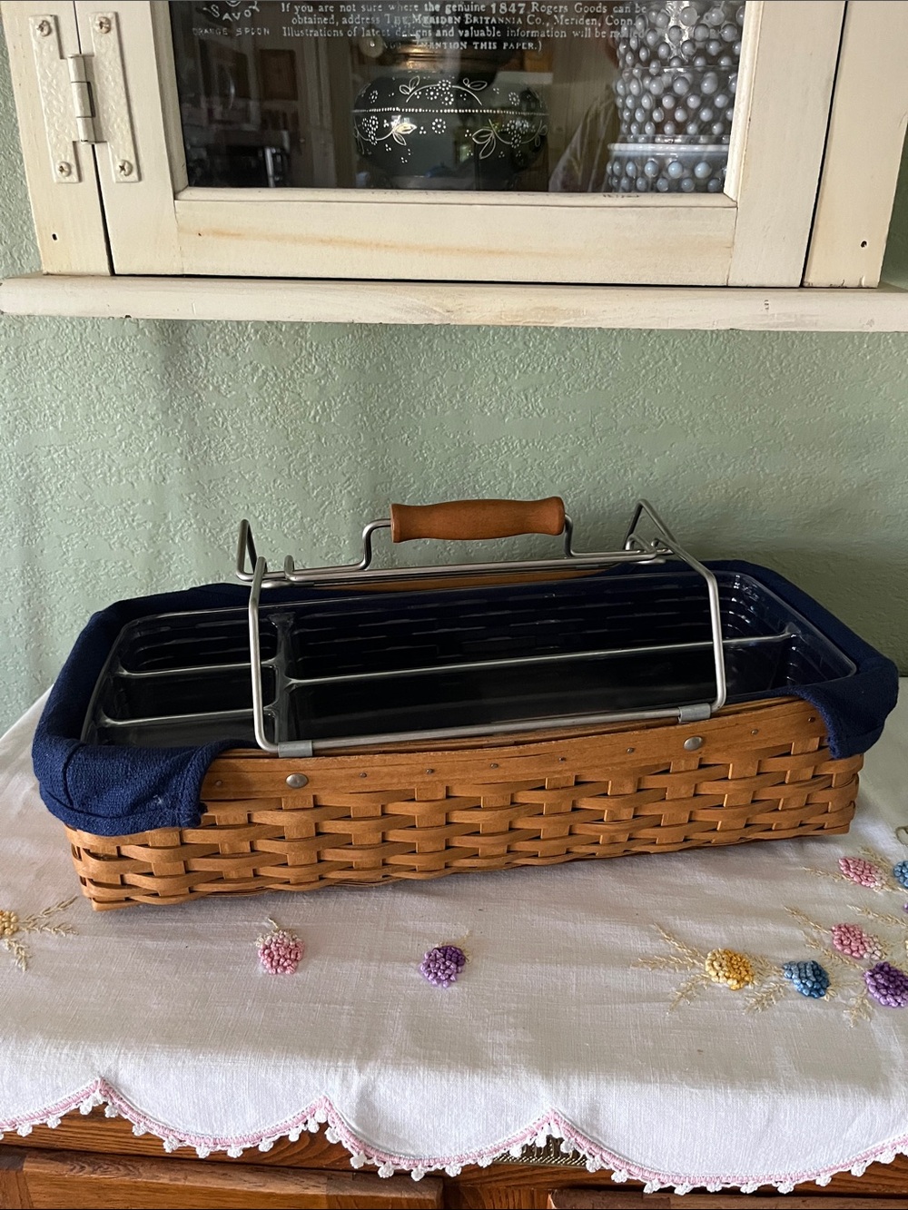 Retired Longaberger #10693 Household Caddy Basket – SB 2004 – Dresden, Ohio